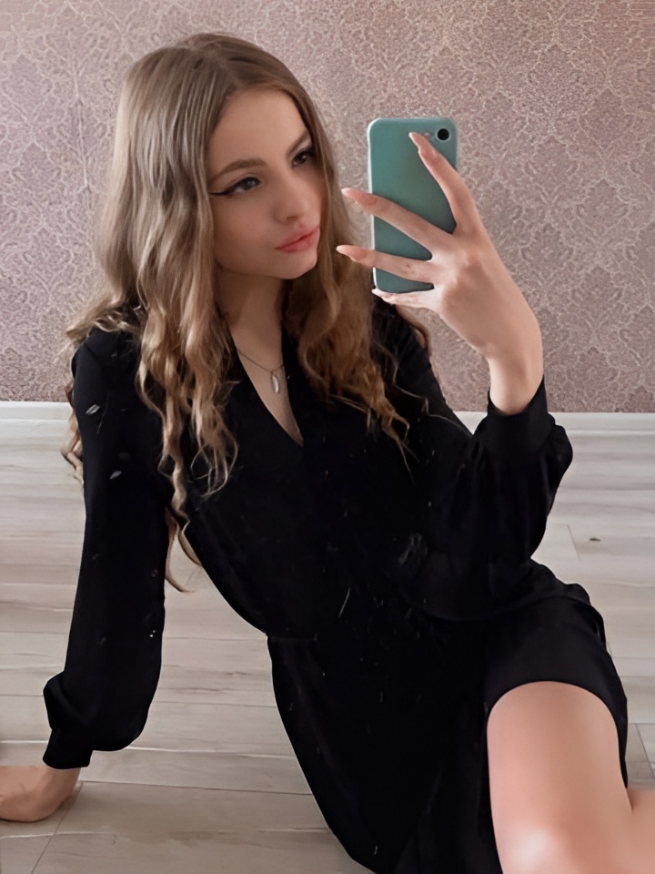 Ксения привлекальеная девушка из Старого оскола цена от 10000 руб