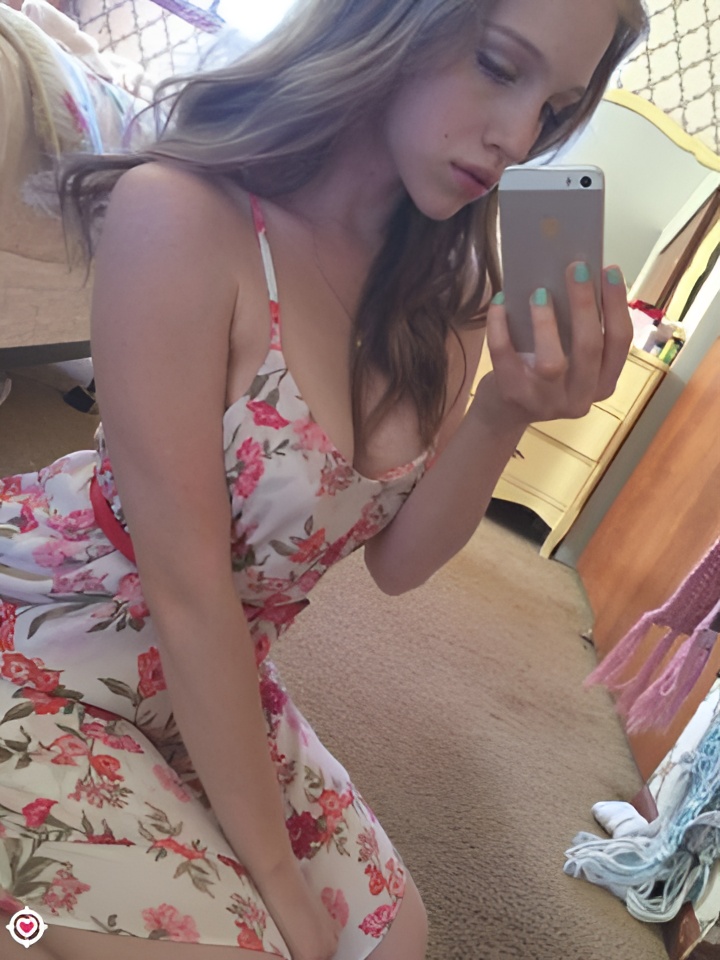 Зоя привлекальеная девушка из Старого оскола цена от 1500 руб