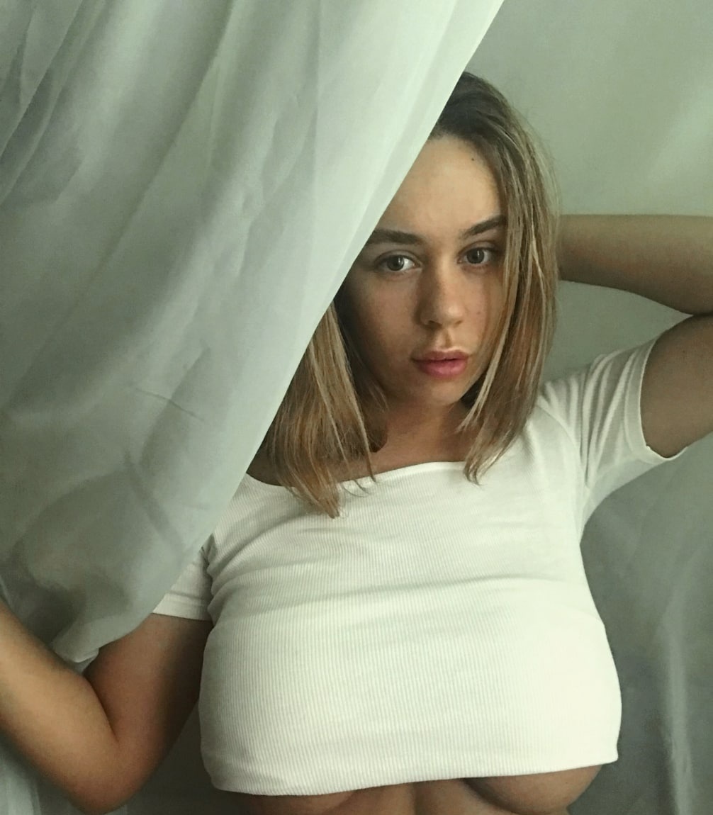 Лиля привлекальеная девушка из Старого оскола цена от 3500 руб