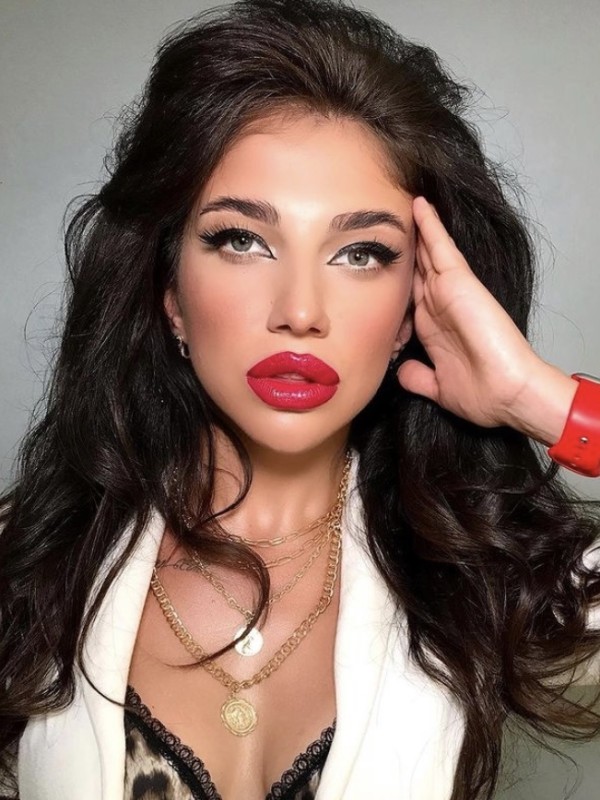 🎥 Влада привлекательная девушка из Старого оскола цена от 5000 руб