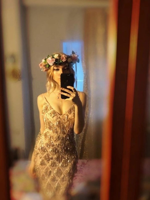 Надя привлекательная девушка из Старого оскола цена от 3000 руб