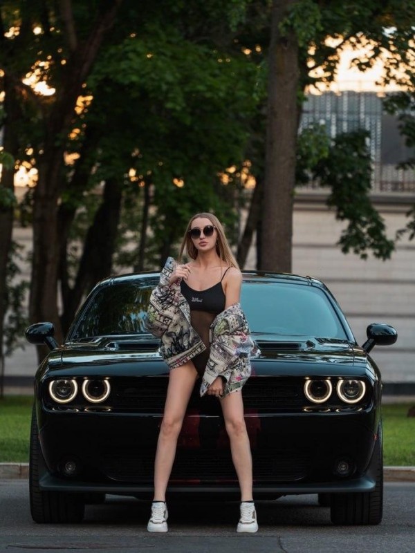 Радмила привлекательная девушка из Старого оскола цена от 5000 руб